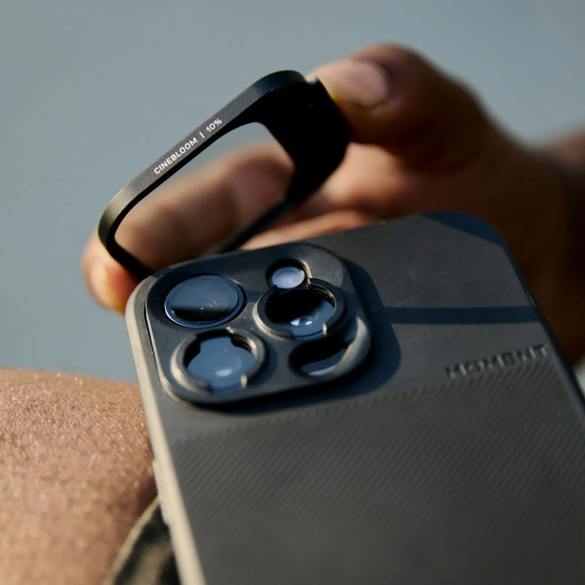 Moment CineBloom QuickLock brings film diffusion to iPhone
