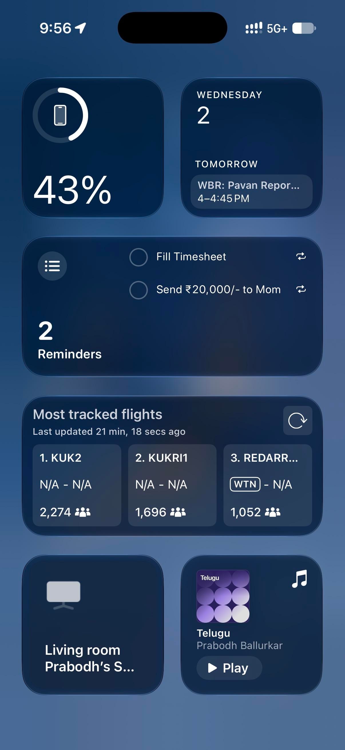 A plane-spotter's all-blue setup under a Boeing 777X