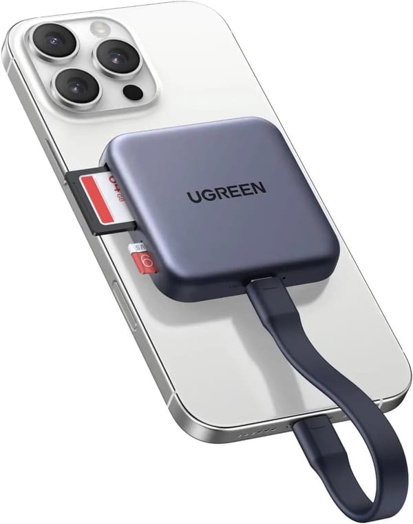 UGREEN CM898 sticks an SD card reader to the iPhone